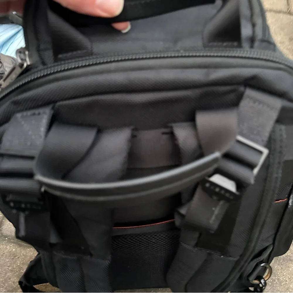 Everki Black and Orange Men's Backpack travel